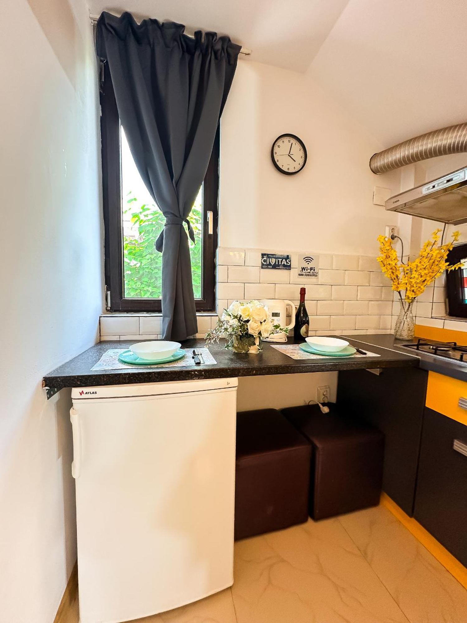 The Vintage - Wonderful Apartment In Best Location Craiova Kültér fotó