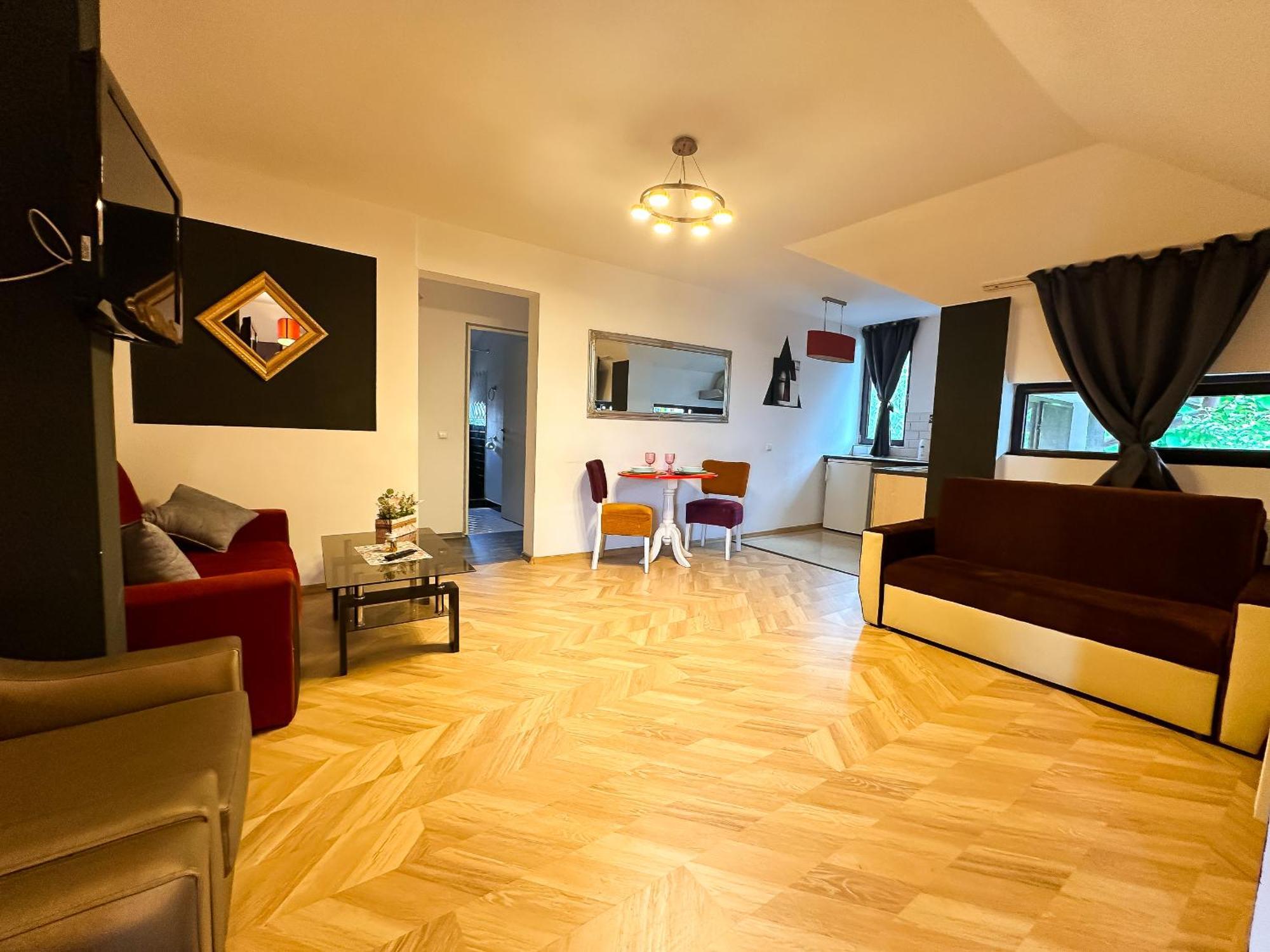 The Vintage - Wonderful Apartment In Best Location Craiova Kültér fotó